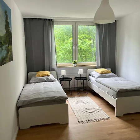 4-betten Whg, 20min Ins Zentrum Dus Apartment *